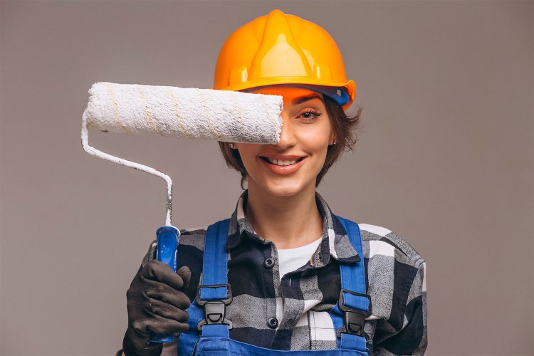 portrait-repairer-woman-with-painting-roller-isolated